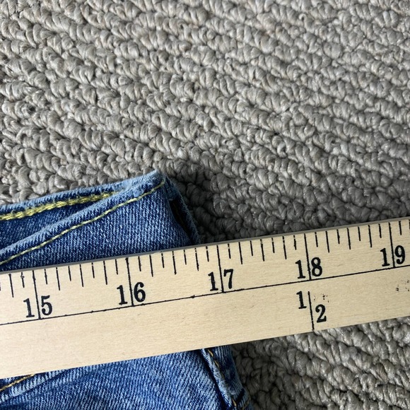 Levi's 550 Mens Jeans Size 38X32 Blue Medium Wash Denim Straight Leg Pockets - Picture 8 of 10